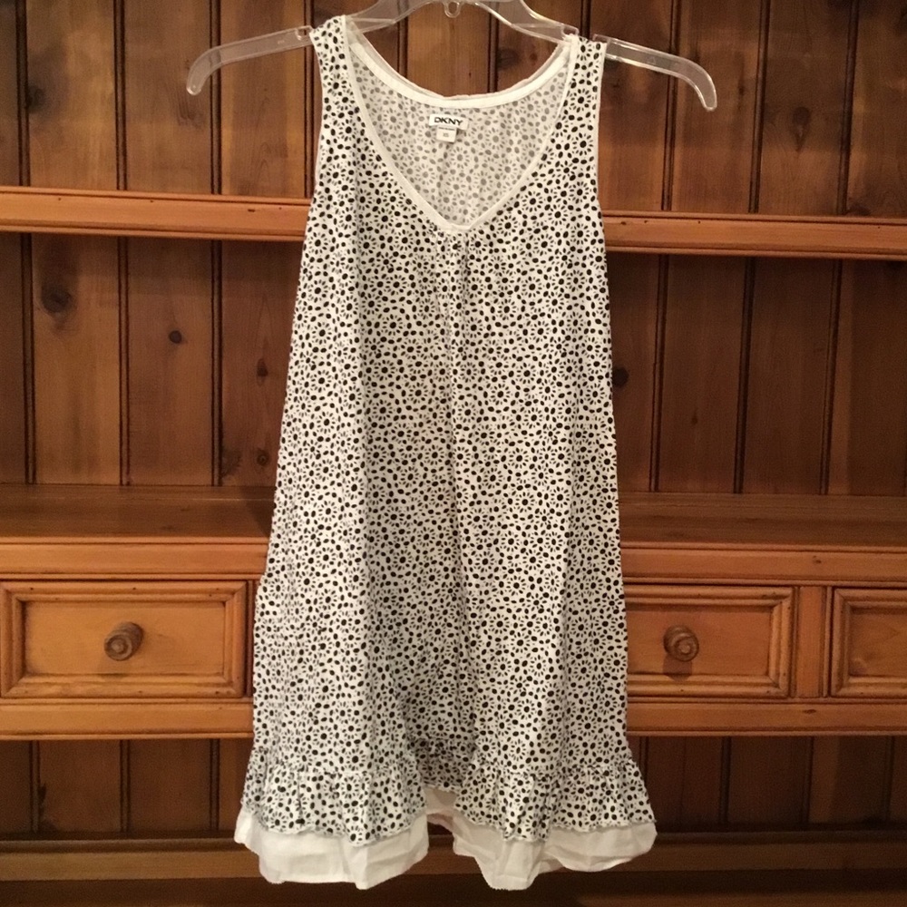 Like New! DKNY Sleeveless V Neck Nightgown